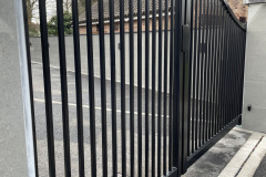 0127 Electric Double Driveway Gates